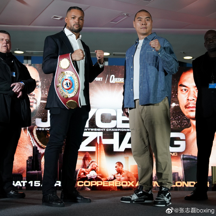 张志磊力压对手夺得WBO过渡拳王，开启职业生涯