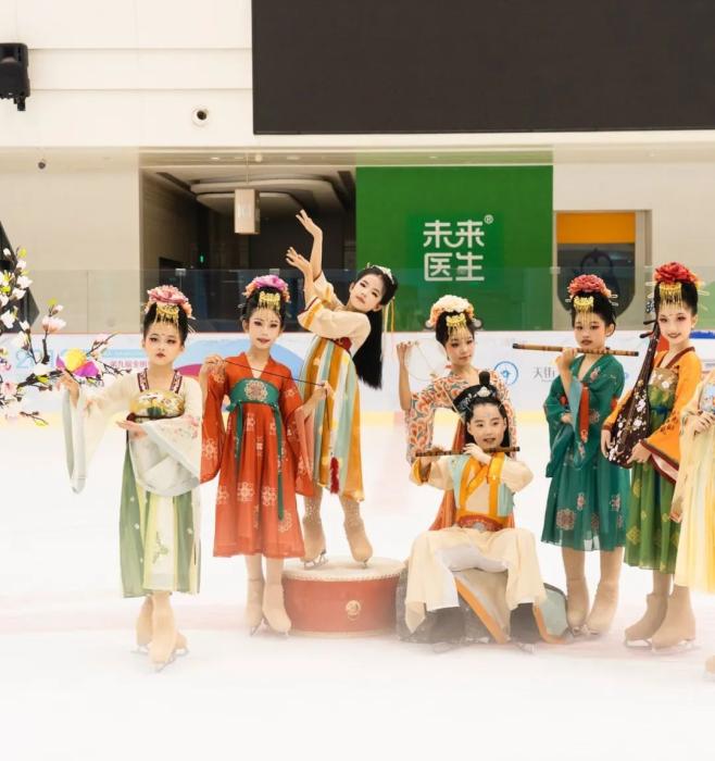 无锡站成2023年花滑俱乐部联赛首站：三天紧凑赛