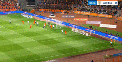 云南玉昆4-0完胜山东泰山 追平球队历史最大比分